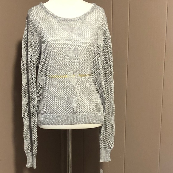 Tops - Silver Knit Heart Print Sweater.